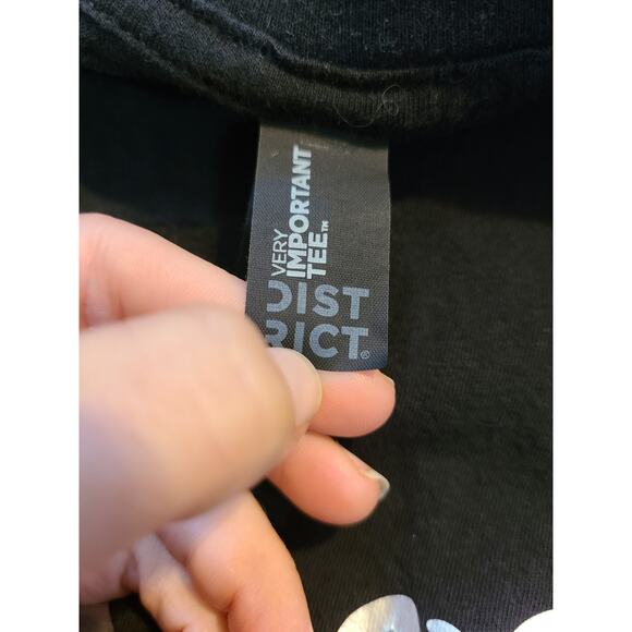 District large women's black Christmas tee - Picture 4 of 7